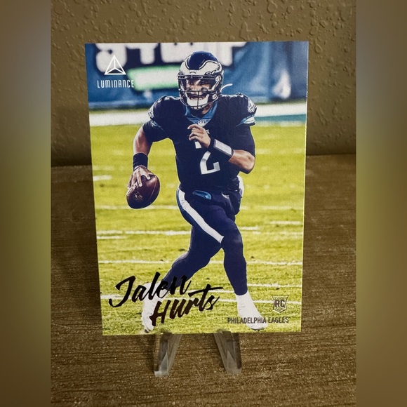 2020 Panini Chronicles Jalen Hurts Luminance‎ Rookie Card #210 RC Eagles - Picture 1 of 2